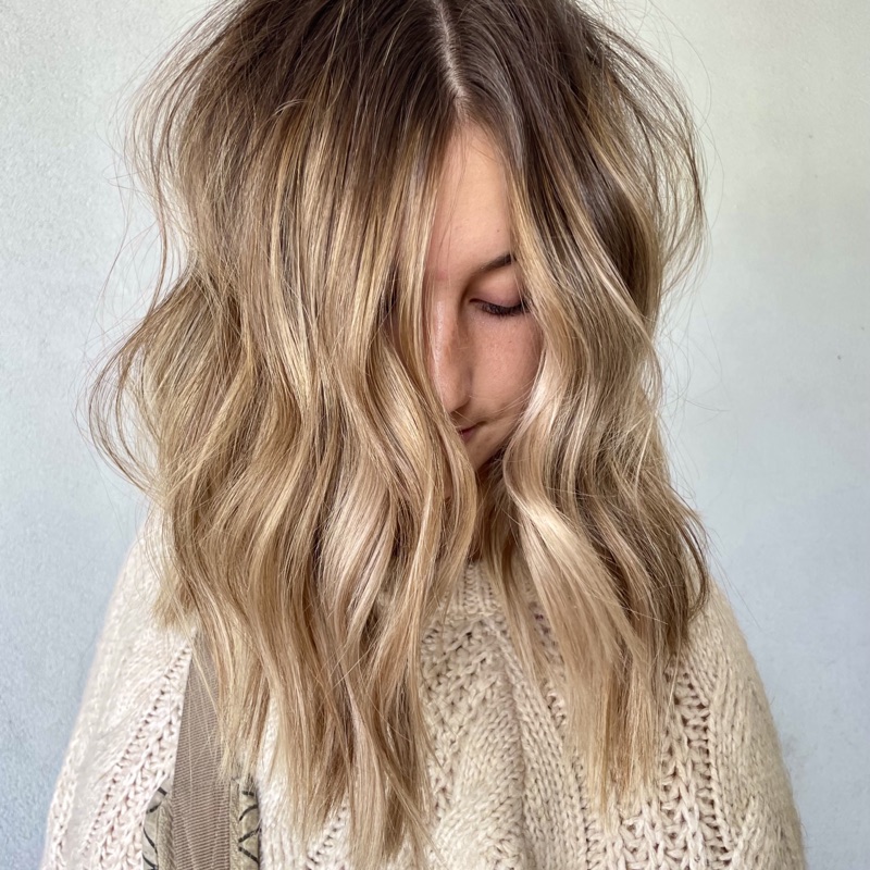 Beachy blonde by Shannon Rose at Drift Uptown, St. Petersburg